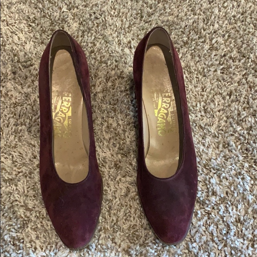 Salvatore-Ferragamo Suede Pump